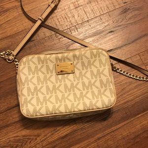 Michael Kors cross body